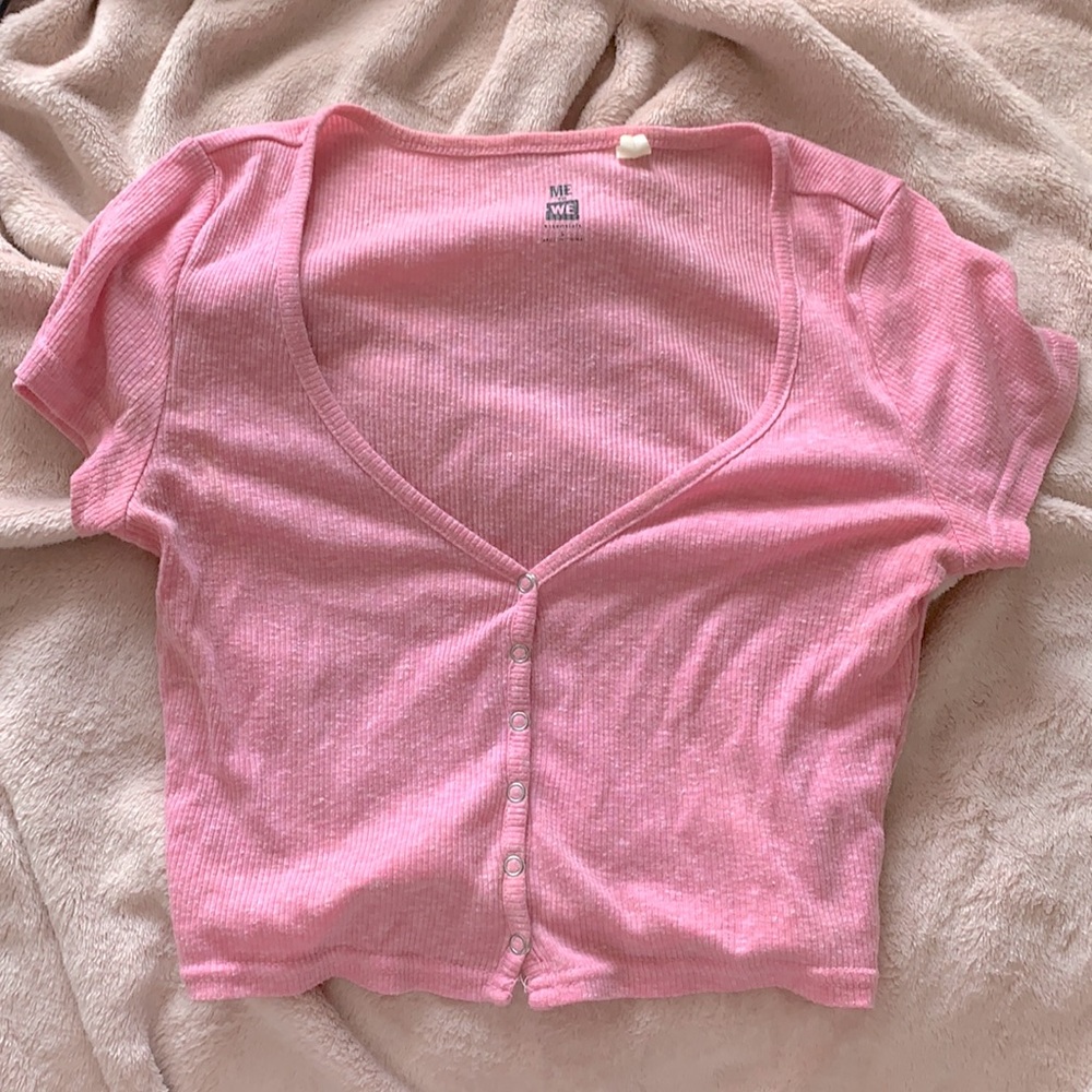 Pink button down top